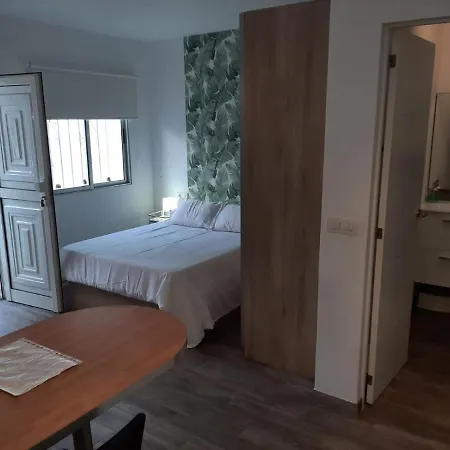 Апартаменты Live Santa Marta Studio Коста-дель-Силенцио